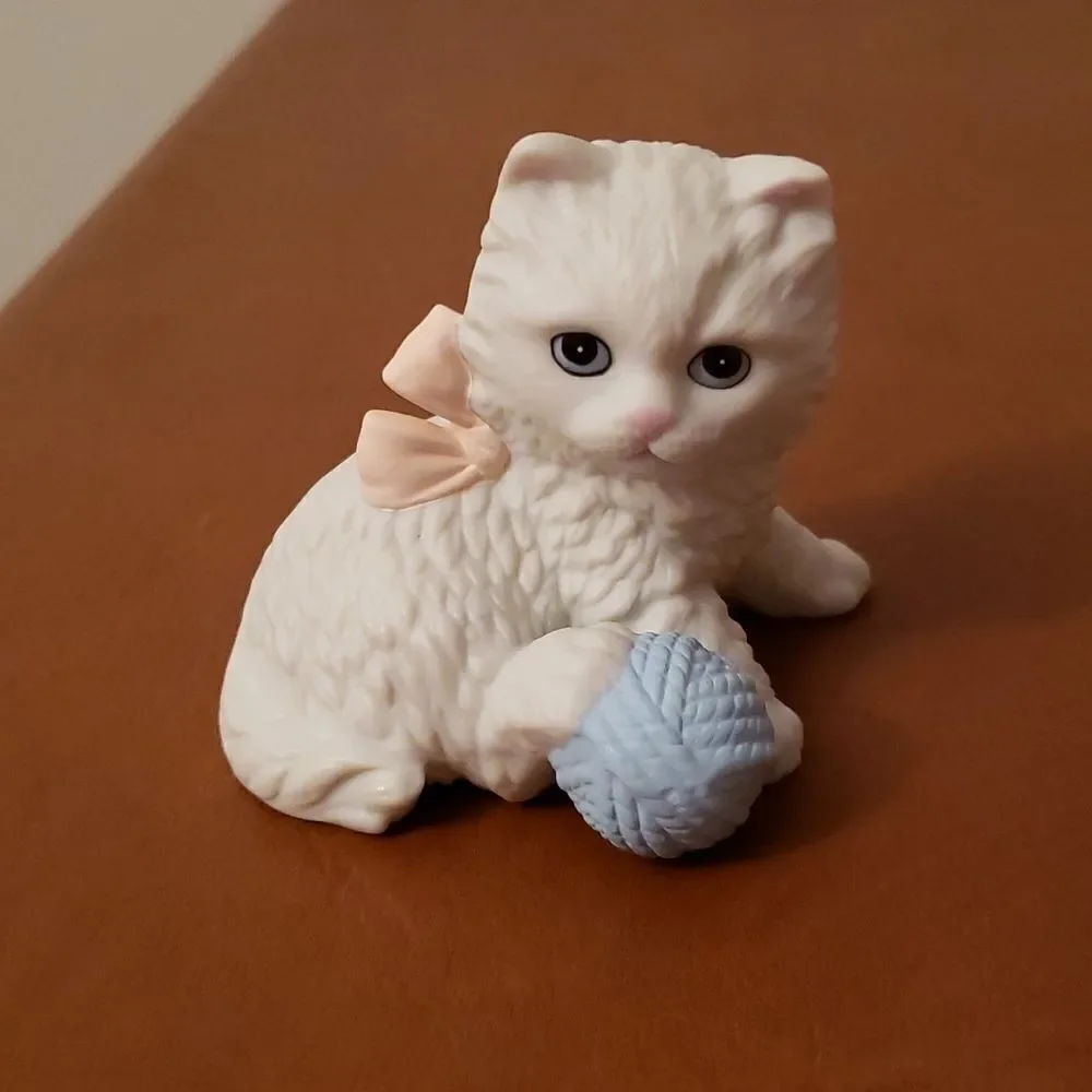 Set of 3 Vintage Homco Persian Cats Kittens Playing with Yarn Porcelain Bisque